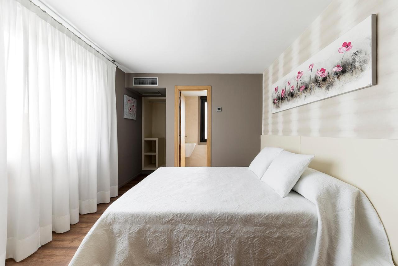 Pension Residencial Victoria Vedra Bagian luar foto